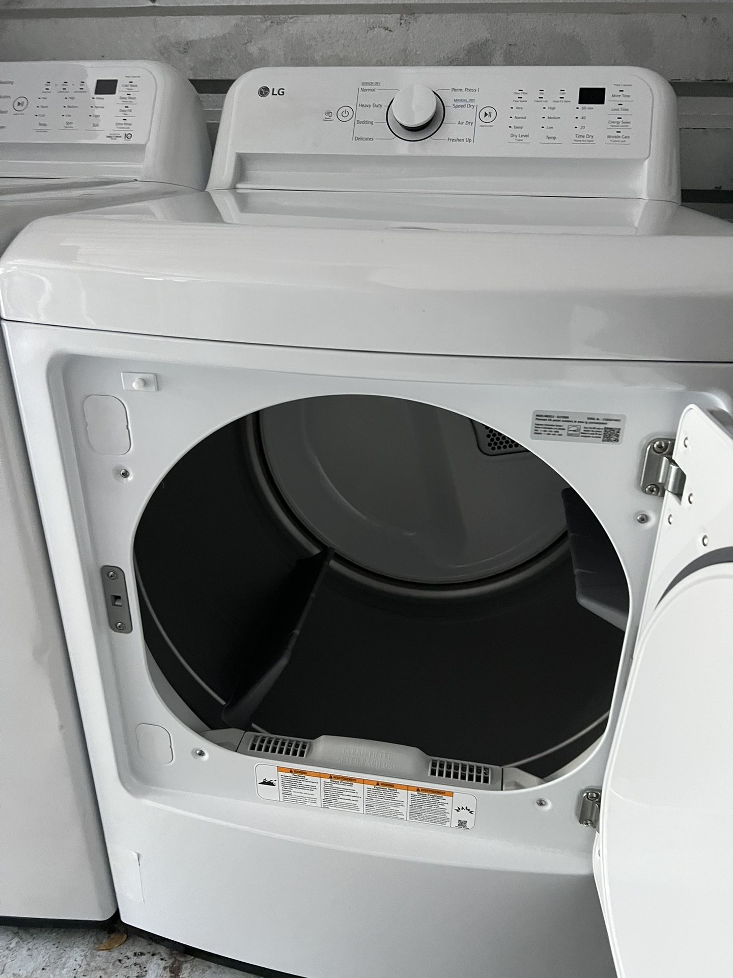 Lg Washer And Dryer Set New