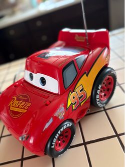 Disney Cars Lightning Mcqueen CD Radio collectors