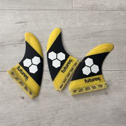 Futures Channel Islands AM2 Tri Fin Set Surfing 