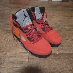 Jordan 5 Raging Bull