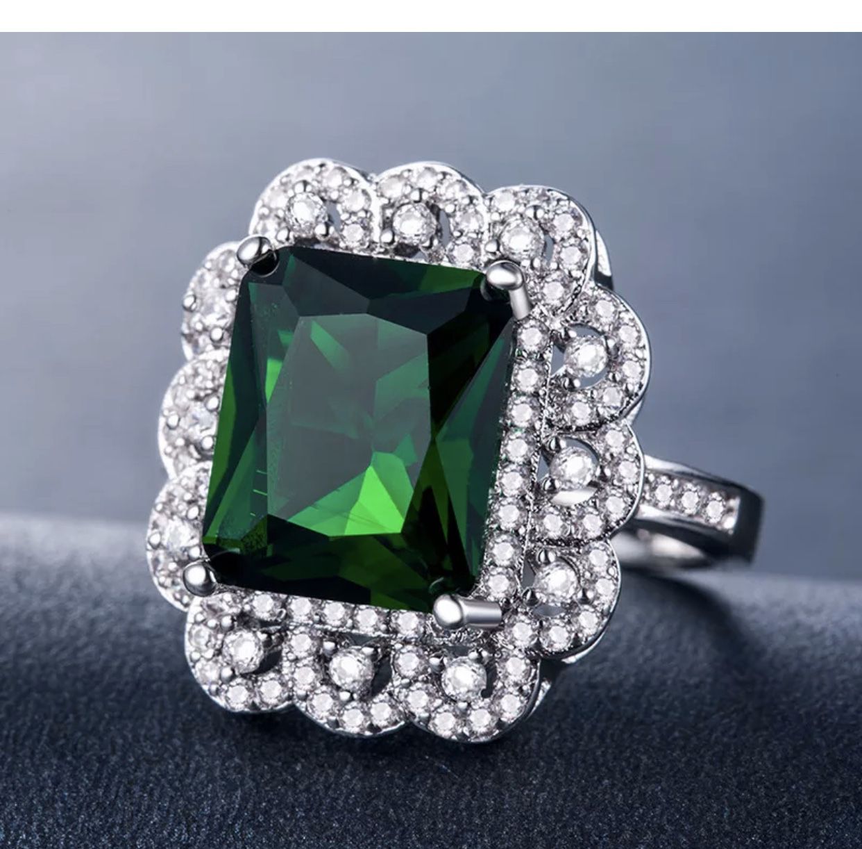 Gorgeous Princess Cut Emerald Women 925 Silver Jewelry Wedding Ring Size 6