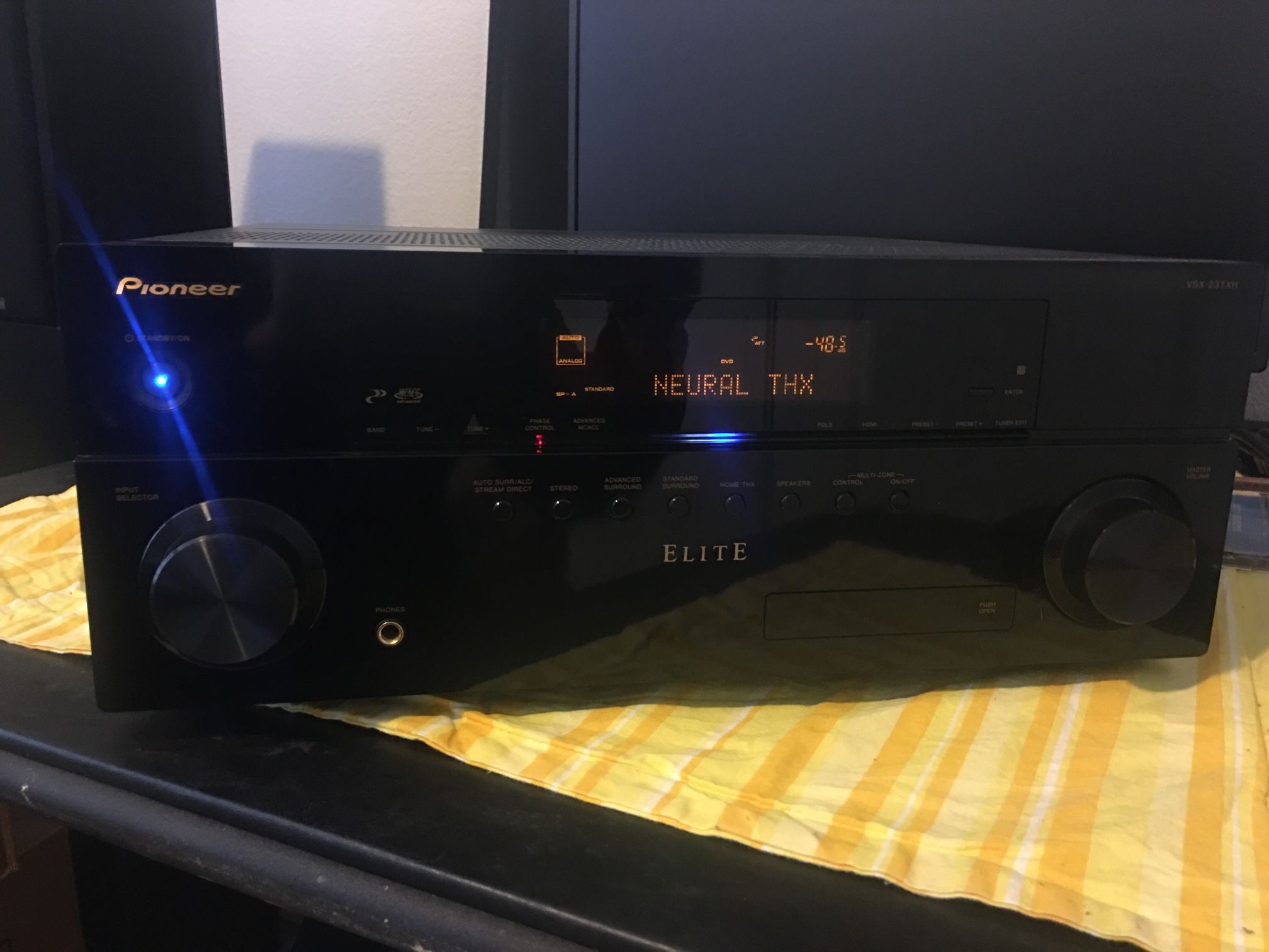 Pioneer Elite VSX-23TXH  A/V Receiver 