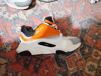 Dior sneakers size 10