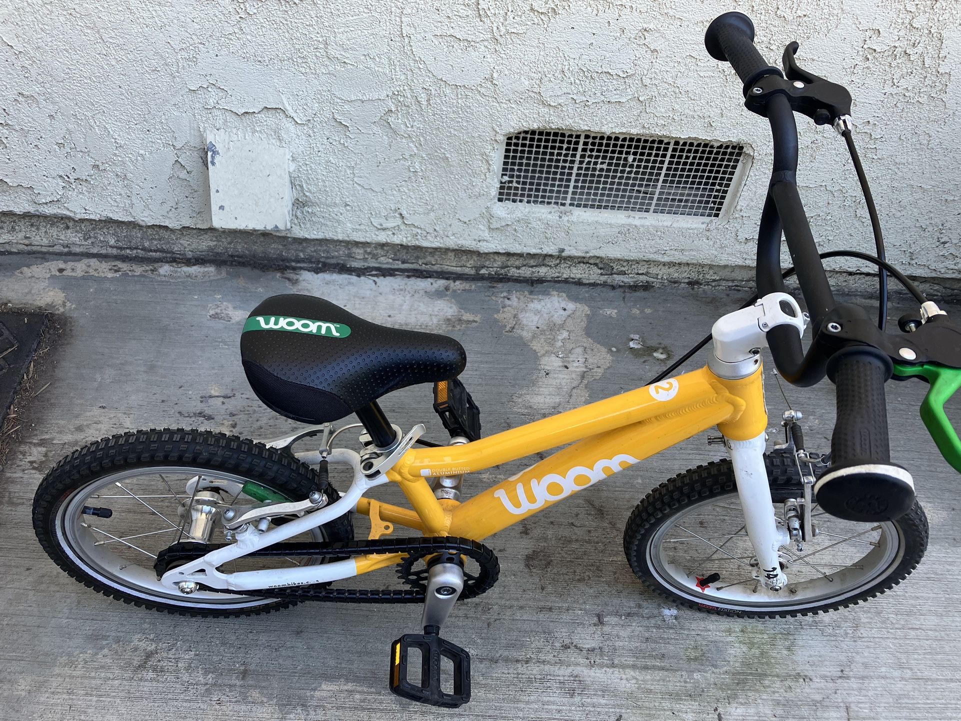 Woom 2 Kids bike