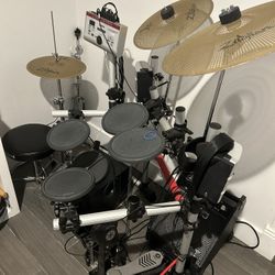 Yamaha DTXpress IV Electric Drum Set