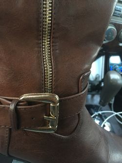 Fashion leather boots size 7