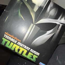 Ninja Turtle Shredder 2013 Limited Edition Collectible Figure 