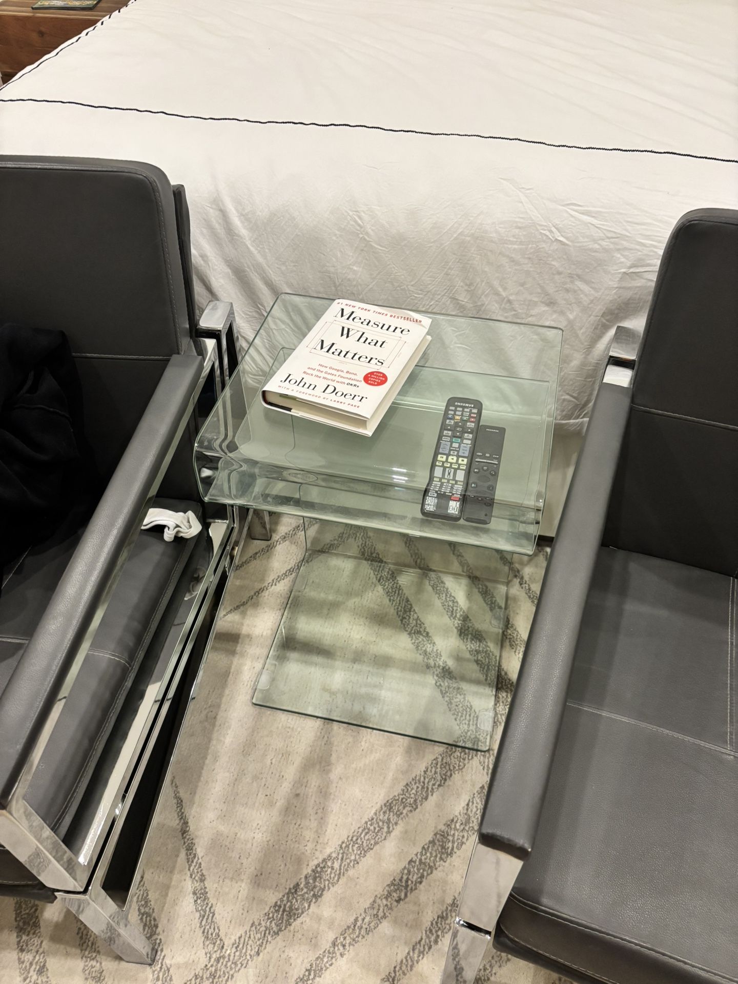 2x Glass Copenhagen S End Tables