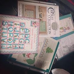 Crosss Stitch Booklets (4)