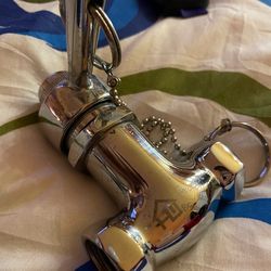 Watflow self -closing shower head with chrome finish and pull