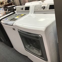 New Scratch And Dent LG Washer And Dryer Set. 1 Year Warranty 