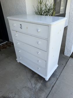 Dresser , solid wood