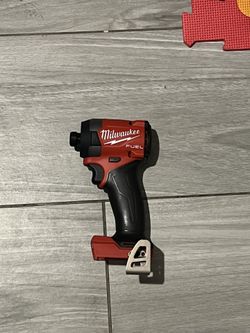 Milwaukee 18 volts hex impact driver fuel TOOL ONLY