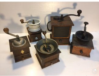 Collectible COFFEE GRINDERS - 1950s/60s
