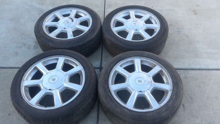 Cadillac CTS or STS 17 Inch aluminum rims and caps with old tires 5x120mm