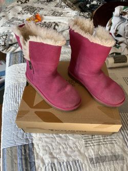 Kids Ugg Boots Size 3