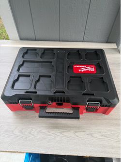 Milwaukee PACKOUT 16 in. Portable Modular Tool-Box Case