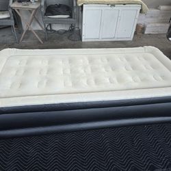 AIREXPECT TWIN SIZE AIR MATTRESS WITH BUILT IN PUMP