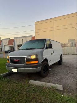 GMC Savana 2003