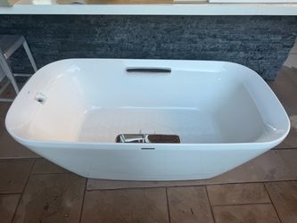 Bathtub