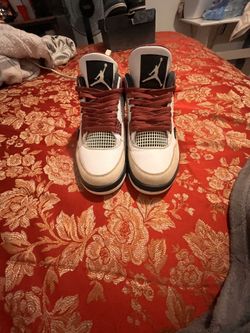 Jordan 4 Paris