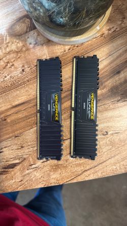 Corsair Vengeance 16 GB DDR4-3200 RAM