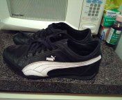 Leather pumas nice size 10/1/2