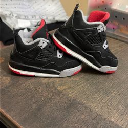 Jordan 4 