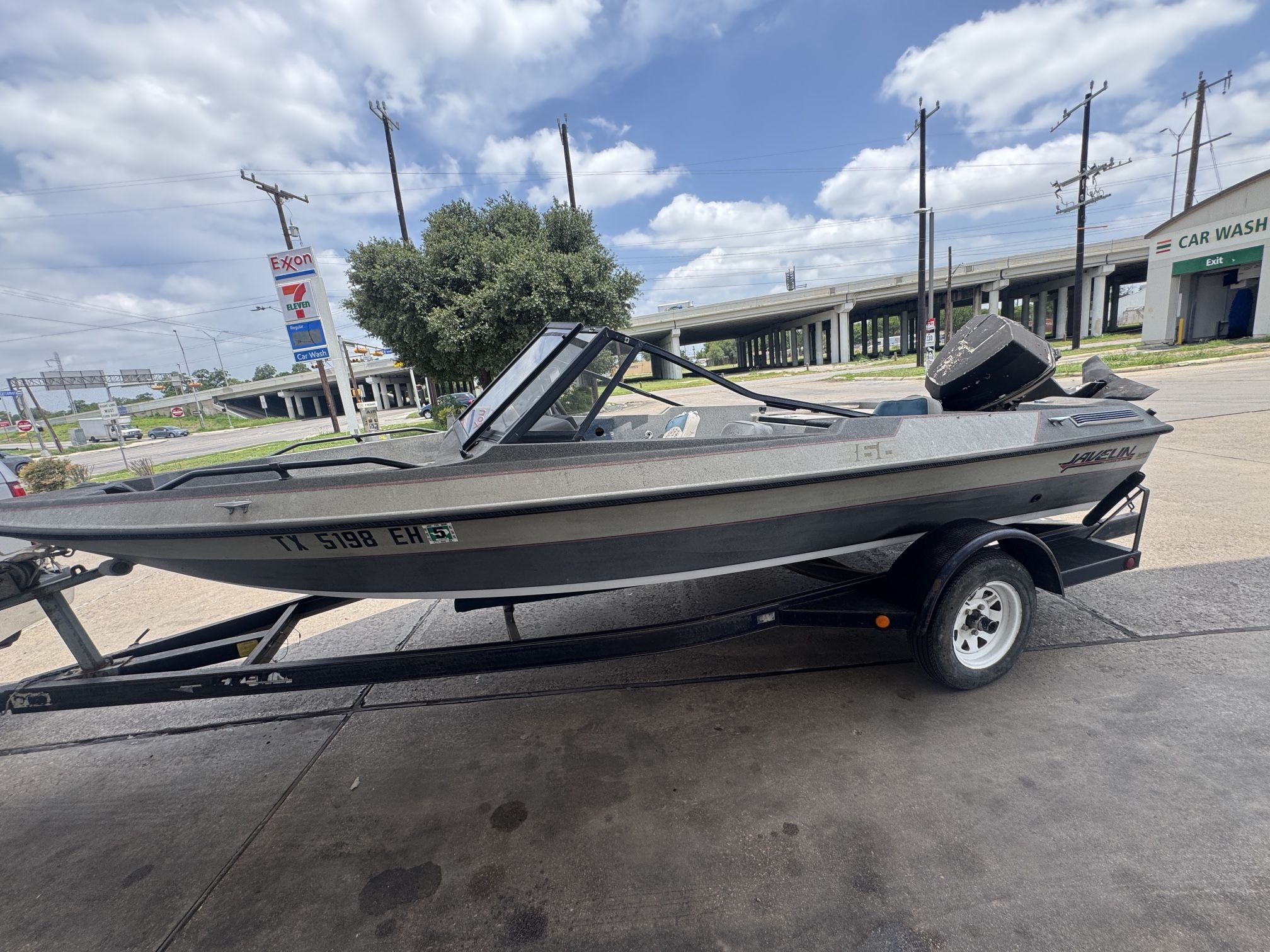 Javelin boat 🛥️ 🔥ON SALE 🔥