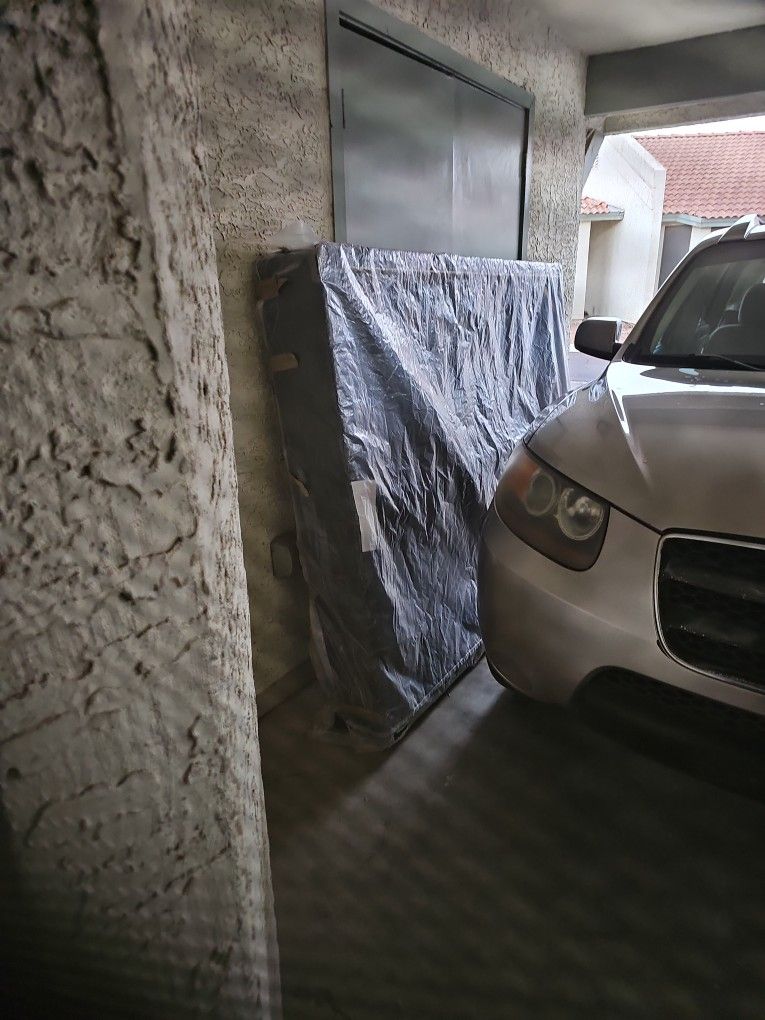 Queen Size BOX SPRING