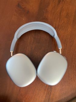 Apple AirPods Max Headphones – Sky Blue