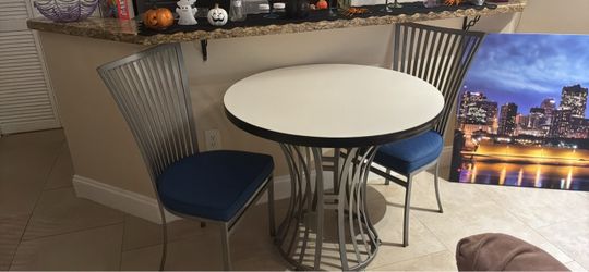 Dining set, Table & 2 chairs