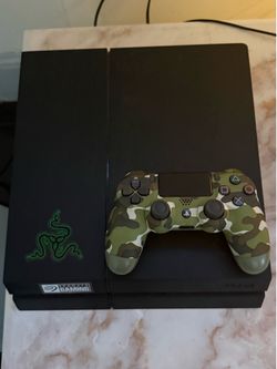 Ps4 with controller