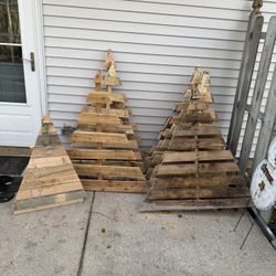 Wooden Pallet Christmas Tree 
