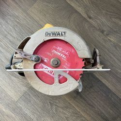 DeWalt Saw
