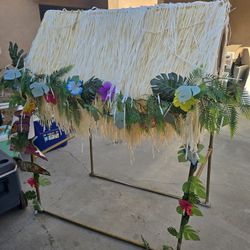 Tiki Hut