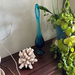 VINTAGE VIKING GLASS VASE