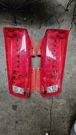 2014 Cadillac Srx Taillights / Rear lights