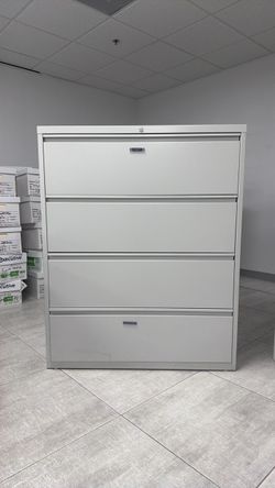 File Drawer / Filing Cabinet – Great Condition