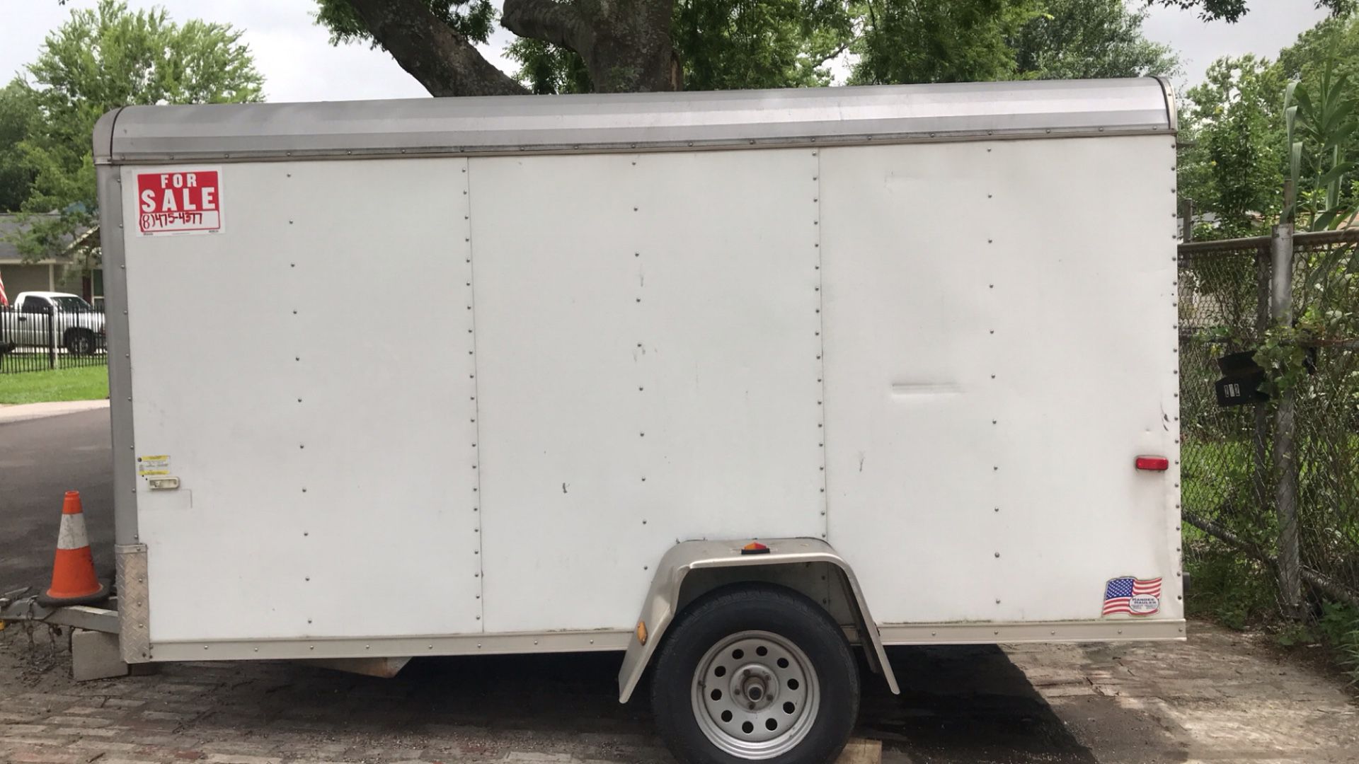 Enclosed Trailer / NEED SOLD ASAP