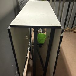 Fold Table