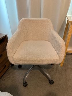 Cream Swivel Desk Chair