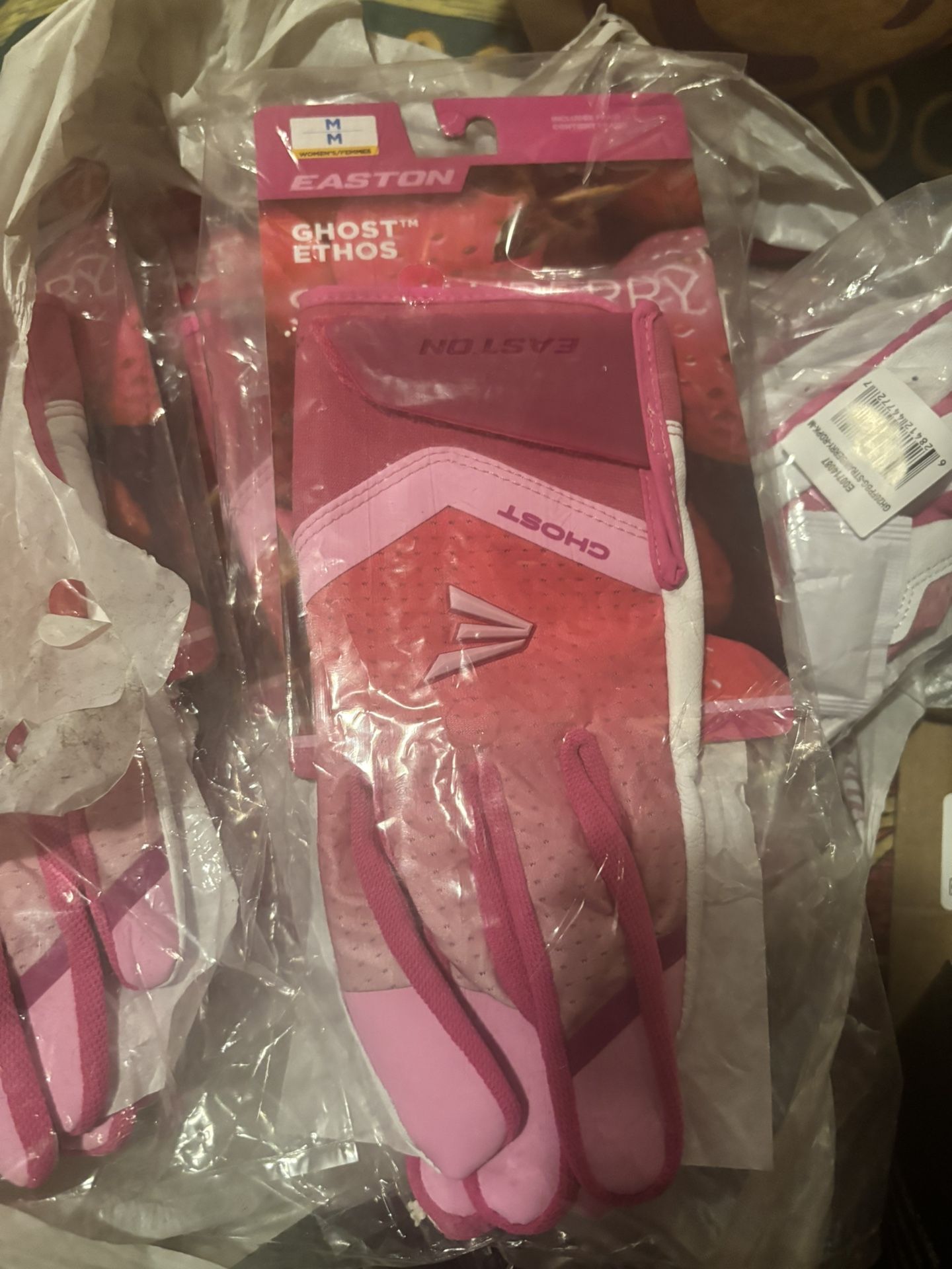 Easton Ghost Ethos Strawberry woman’s gloves