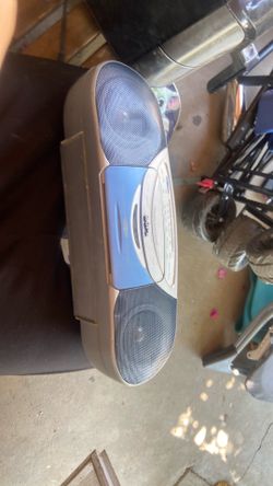 Am/Fm stereo cassette recorder