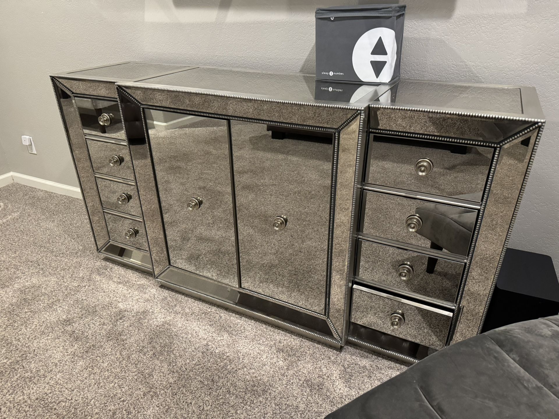 Mirrored Dresser / Accent Cabinet – Excellent Condition 