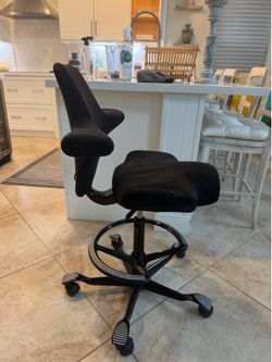 Ergonomic Designer Chair (HÅG) – Black Suede – Built for Long Creative Sessions