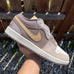 Jordan 1 Low Craft Taupe Haze (Size 9, 10.5, 11)
