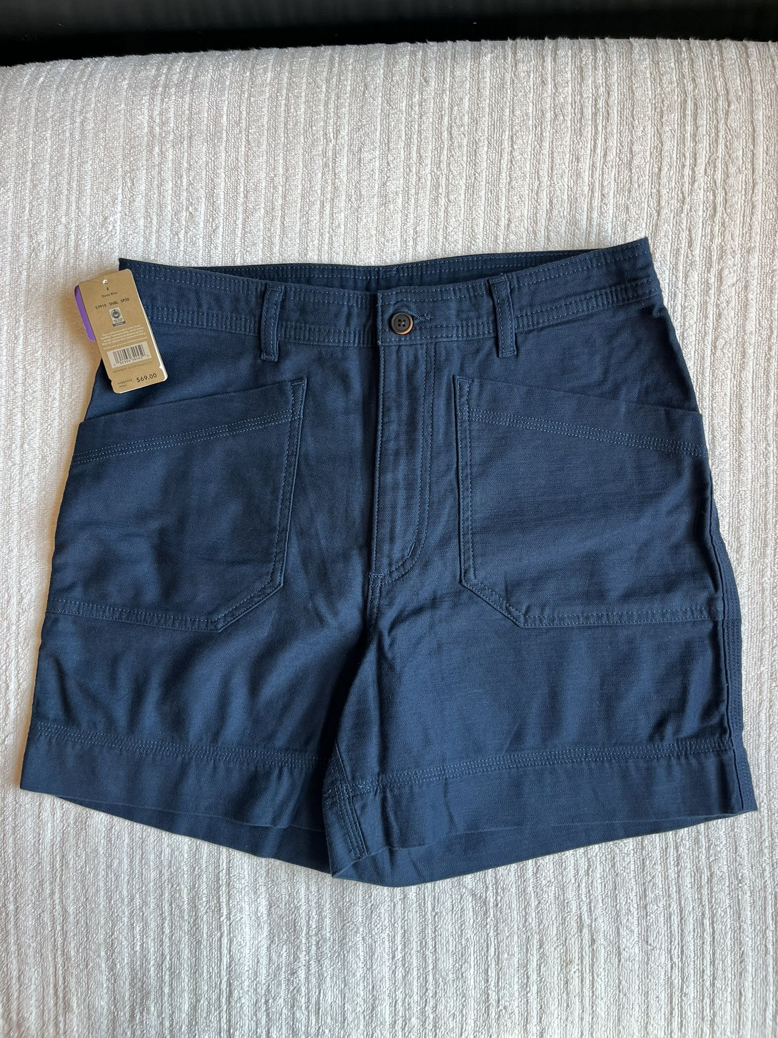 Patagonia Women’s Blue Short Size 8