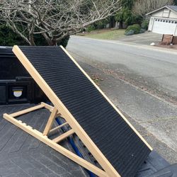 Pet Dog Lightweight Adjustable Ramp Stairs up to 21” High House Home Couch Bed Folding like New 