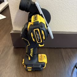 Dewalt Cut Off Tool 